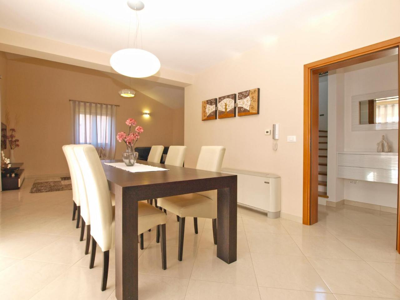 فيلا House Brigita 1762 بوريتش المظهر الخارجي الصورة